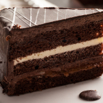 Krémes Sacher Torta Szelet